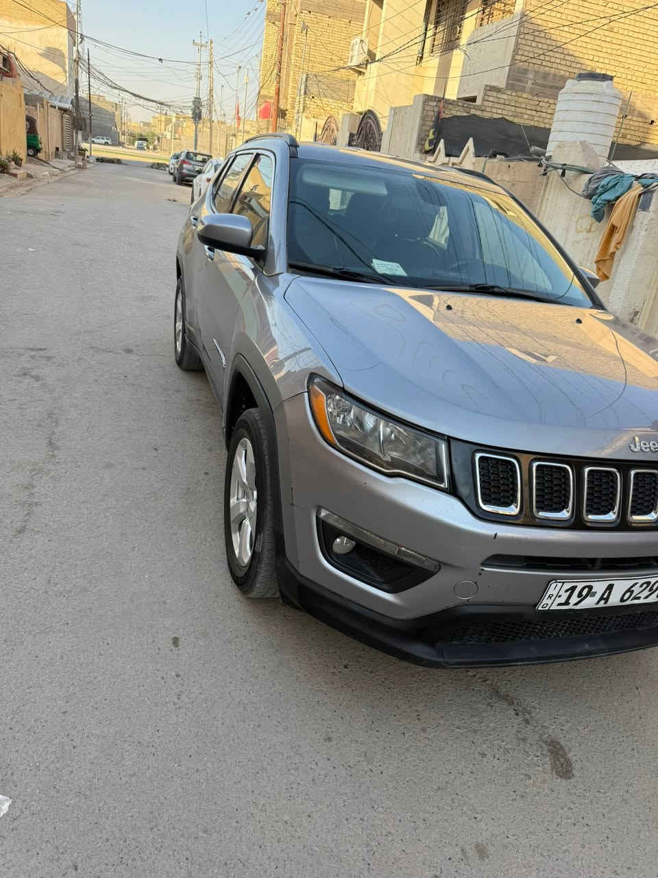 سلام عليكم جيب كومبارس 
موديل 2019 رقم كربلاء 
مكينه 2400 دوش
بصمه +بصمت ابواب
تشغيل عن بعد 
مثبت سرعه 
سياره فول ما عده الفتحه
شاشه كبيره
هند بريك بصمه
كامره دواره
جنطه كهرباء 
مكفوله من الصبغ وضربه
حادثه إصبعين بل جاملغ المامي 
إصبعين بارد بيهه 
السعر 105
وبيهه مجال 
 *المكان كربلاء* 
الرقم ***********
