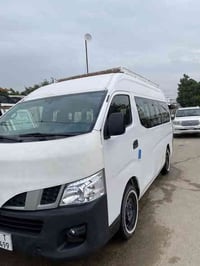 وبركاته،  🚐 نيسان يورفان عالية 📅 موديل: 2015  المواصفات:  • مكينة ممتا...