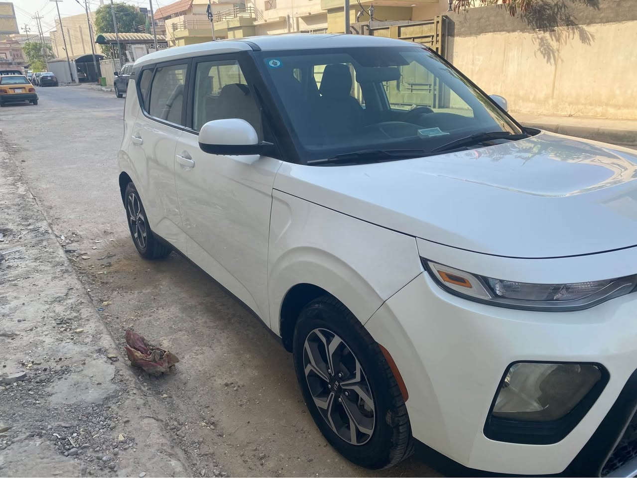 كيا صول 2021
وارد أمريكي  تقرير مياة مكفول عدا بارد بسيط بطرف الجاملغ الايمن  محرك 2000 دوش رقم ذي قار بسمي ماشية 64 الف كيلو السعر 152 وبيها مجال التواصل من خلال 
***********
الرقم بي واتساب ناصرية, ذي قار
