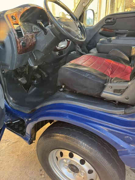 سلام عليكم حمل مديل 2007 رقم ديالى إنكليزي سنويه جديده 2030 مكينه 3000 جديده السعر 78 أو بيهه مجال مكان السياره بغداد مكفوله من ضربه بيهه مكانات صبغ اثر جراد ***********
