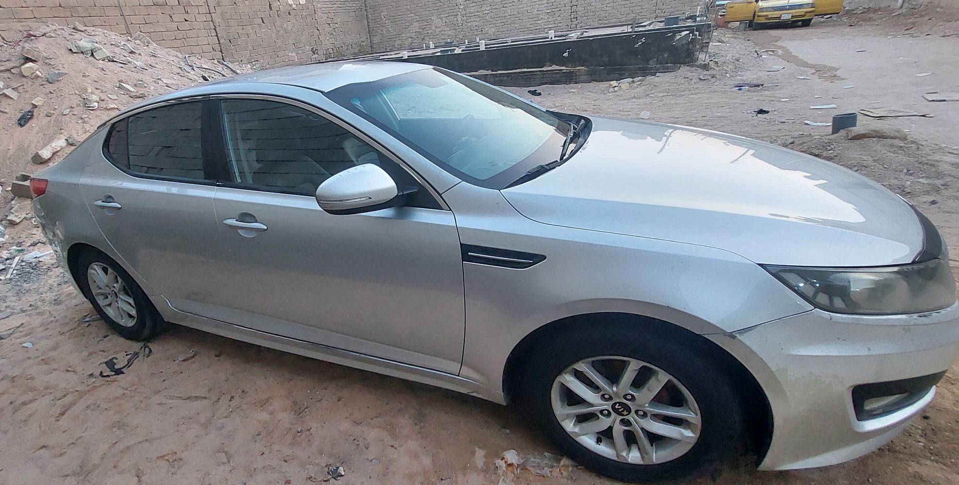 السلام عليكم K5 2013 وارد كوري كير محرك كفاله كهربائيات تبريد كله شغاله حداديه زينه سنويه لل 28 تحويل مكانه البصرة الزبير سعره 105 وبيه مجال للإستفسار اكثر الاتصال *********** الزبير, البصرة
