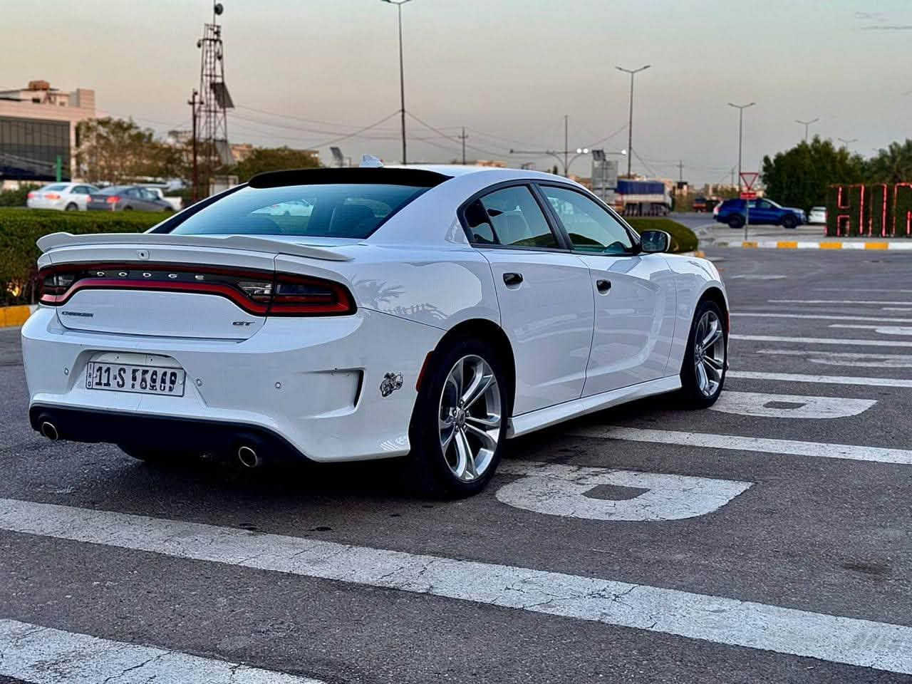 جارجر GT 2020 محرك 6 سلندر
وارد امريكي الحادث كلش بسيط موضح بالصور
ماشية 45.000 mi
رقم بغداد ب اسمي 
المواصفات:

•  فول عدا الفتحة.
•  كشنات حضن 
•  دكمة سوبر تراك باك + دكمة سبورت.
•  شاشة كبيرة 8 إنج + كامرة دوارة.
• لايت زينون+ عدسات متغير الوان 
•  ويل حجم 20 + تخم تايرات جدد.
•  سيستم صوت ألباين.
•  المقود كهرباء + تدفئة 
*   المقاعد الأمامية كهربائية .
*   ذاكرة لحفظ وضعيات الجلوس (ميموري) .
*   مقاعد أمامية تبريد وتدفئة .
*   مقاعد خلفية تدفئة.

السيارة عليه ادامه ما نقصها شي 
السعر  255$ 
 ***********
مكاني البصرة
