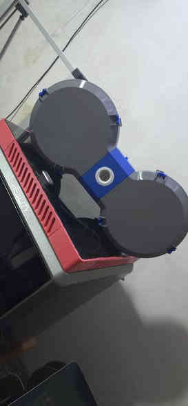 🔥 تحديث مطوّر لحافظة رولات الفلمنت الخاصة بـ Bambu Lab A1 / A1 Mini

✨ Hayder 3D Prints

اليوم كملت تجهيز التحديث الجديد بالكامل لحافظة رولات الفلمنت المخصصة لطابعات
Bambu Lab A1 و A1 Mini، وبجودة عالية وتعديل عملي يفيد المستخدمين بشكل مباشر.

أبرز الميزات اللي ضفتها بالتحديث:

🔵 تصميم محسن ومتناسق مع A1 / A1 Mini
🔵 إمكانية الاختيار بين:
 • شاشة واحدة
 • شاشتين
 • ثلاث شلالات (Triple Display)
🔵 يحتوي على مكان مخصص لحبيبات السيلكون (Anti-Moisture) لحماية الفلمنت من الرطوبة
🔵 غطاء محكم + كلبسات محسّنة لثبات أعلى
🔵 دوران ناعم للرول بدون تشابك أو مقاومة
🔵 يساعد على تنظيم الفلمنت وتقليل مشاكل السحب والطباعة المتعددة

التحديث جاهز للطلب، وبالإمكان طباعته بأي لون تختاره.

📩 راسل الصفحة إذا تريد نسخة جاهزة أو تريد تعديل خاص حسب استخدامك.
او الاتصال على الرقم هذا ***********
