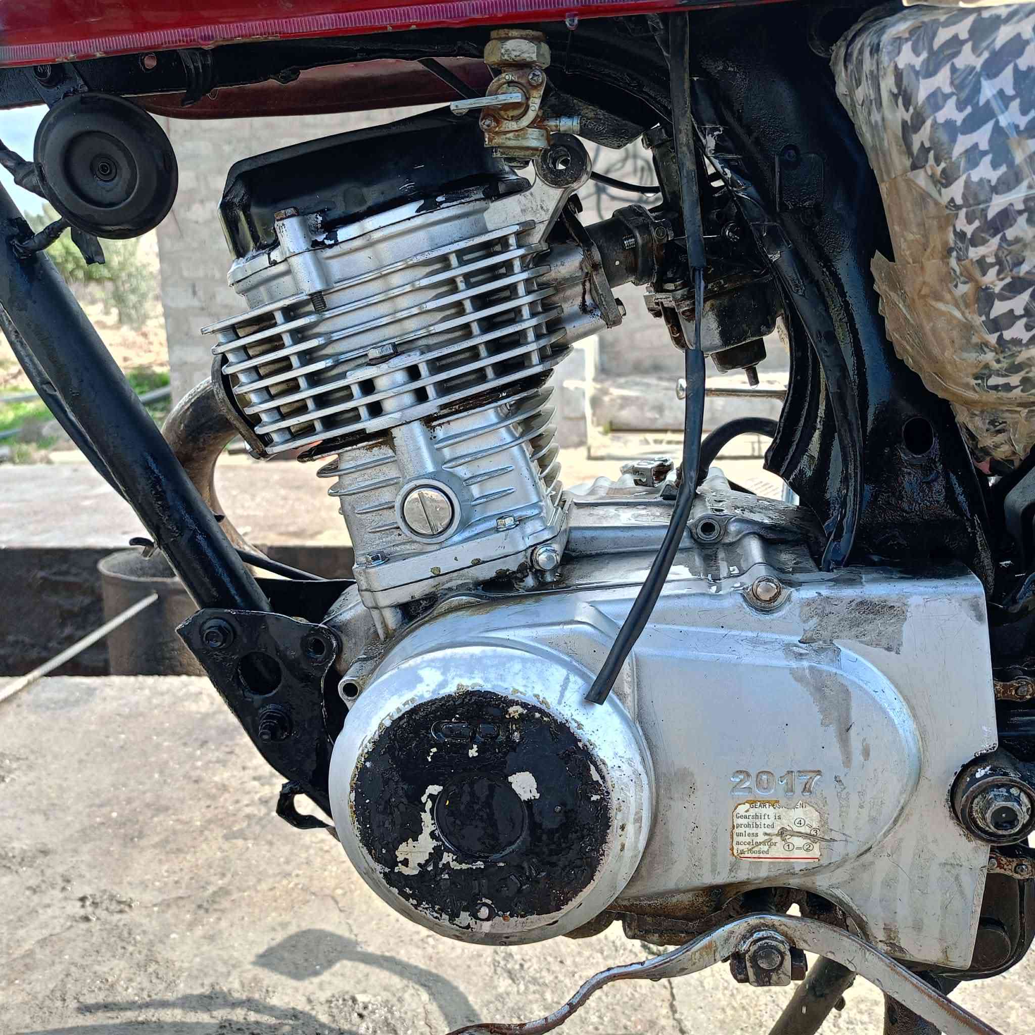 سلام عليكم ماطور نامه برو موديل 2017 محرك جديد السعر 150 وبي مجال العنوان كياره العوسجه ***********
