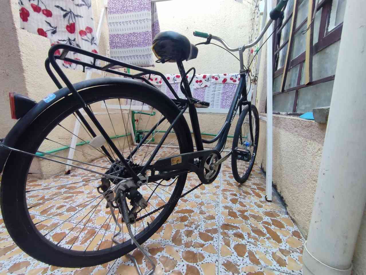 السلام عليكم ورحمة الله وبركاته عندي اغراض للبيع عاكسة وميزان ومكناسة كهربائية وبايسكل وتنور كهربائي الكل شغال وبيه ضمان فحص 
هذا رقمي *********** 
وكل الاغراض بيهن مجال العاكسة بس سعرها 100 وبيها مجال البايسكل 60 الميزان 15 والمكناسة الكهربائية 45  والتنور الكهربائي 15
