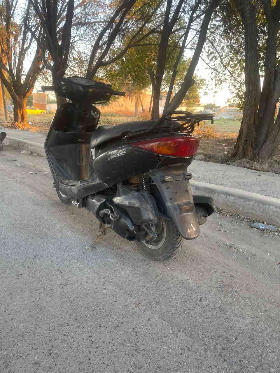 السلام عليكم دراجة اكزز للبيع الدرجة مكينة تخبل بل چيس و الكشر يخبل كربائيات كلهة شغال ب 550بيهة مجال الدراجة بس نواقص مكاني كاظمية***********
