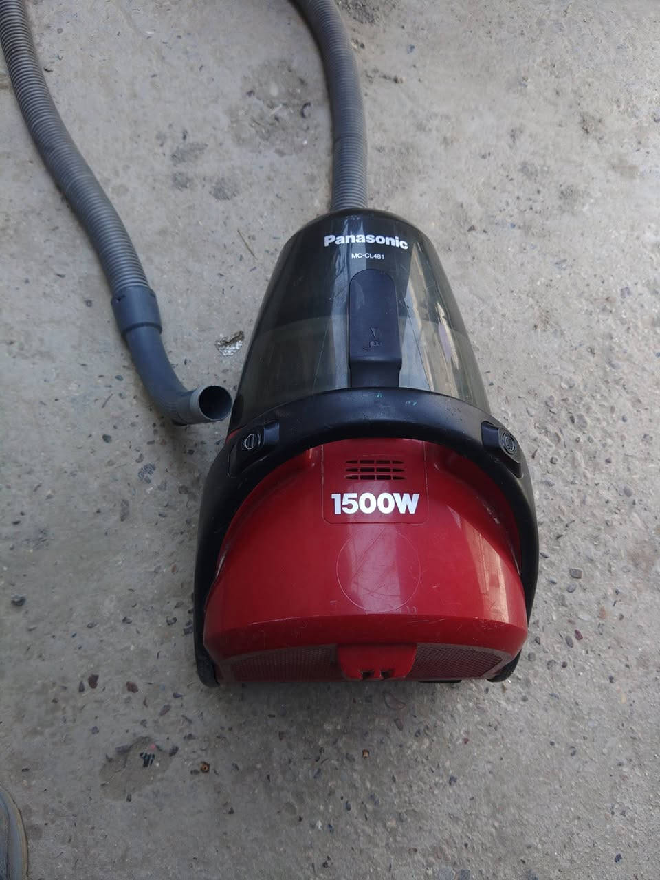 مكنسة كهربائية نوع باناسونك شغاله عل فحص السعر 30 الف وبيه مجال


**إذا كنت صاحب هذا الإعلان وتريد حذفه لأي سبب، رجاءا أرسل رسالة إلى الدعم الفني**