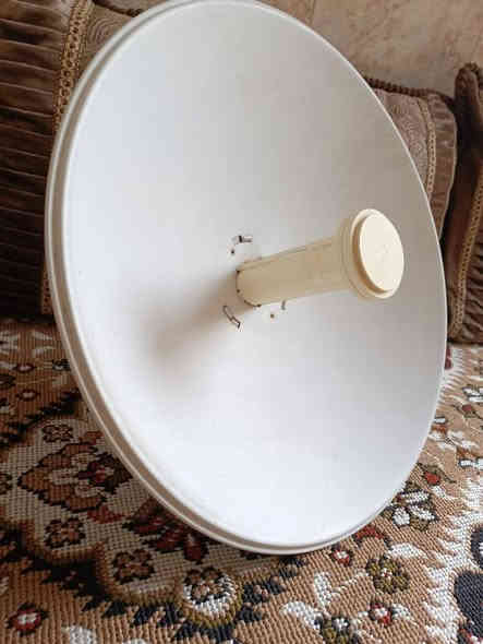 السلام عليكم اخوان صحن نانو للبيع  بيع مستعجل وشغال استعمال قليل سعرهه 50الف قفل قفل قفل
الشراء يتصل وااذ مو شراء لاتراسل وتطي مواعيد وجذب ماتجي 
مكاني نجف
لاستفسار واتساب او التصال على الرقم ***********
