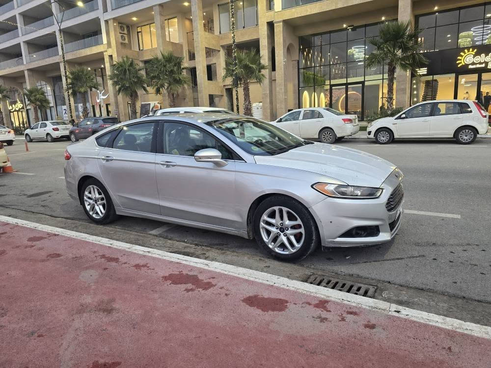 فورد فيوژن 2016 SE
مواسه فات توماتيك عادى جام و ئاوينه كاره با سوكان ڤوليوم ته حديد سورعه
حاسه شاشه كاميرا  به شه رتى گير و مه كينه مه كينه ١٥ و توربو و ته بريد و گه رمى و ته قه و ره ره قه به شه رت  يه ك پارچه و په له يه ك بوياخ بى ناوگرتن  ره قه مو سه نه وى تازه يه تا ٢٠٢٩ ته حويل غرامه به شه رت
تكايه مشته ريت تيل بكه *********** سليمانى ناو شار السليمانية, العراق
