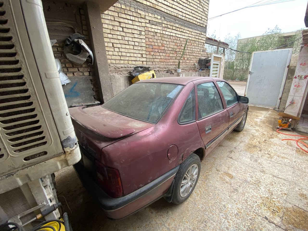 السلام عليكم اوبل فكتره موديل 92 كير عادي بسمي رقم الاماني سعر 22 وبيهة مجال مكان بغداد العبيدي رقم ***********
