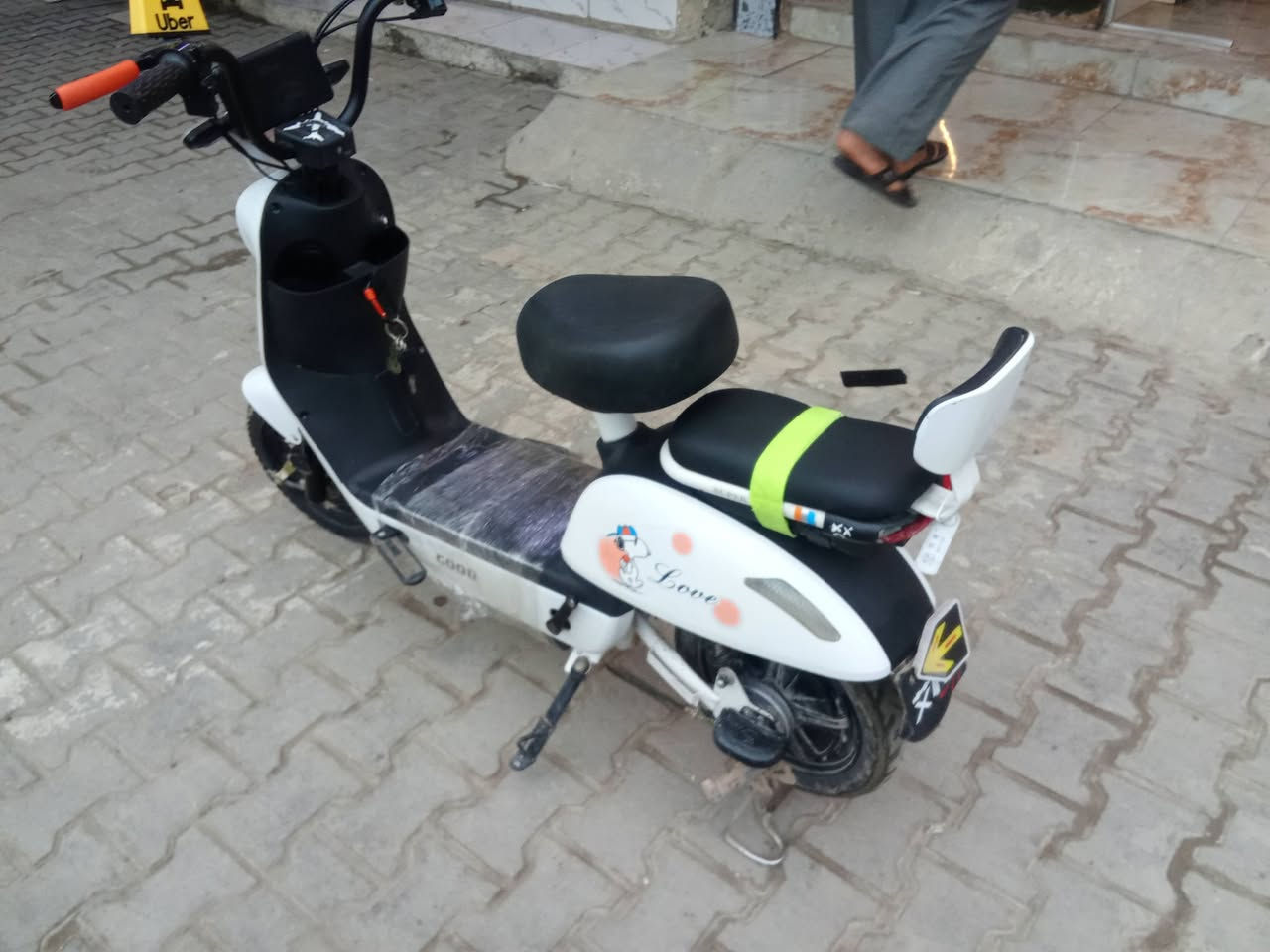 السلام عليكم بايسكل شحن للبيع حجم 14سرعه 60 سعر 275وبي مجال الرقم ***********
