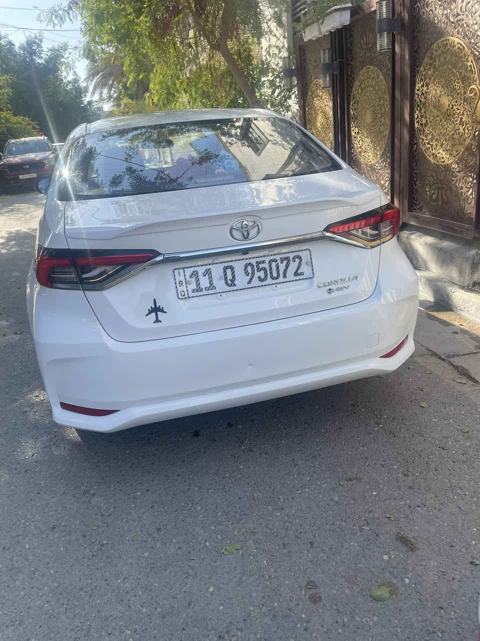 السلام عليكم كرولا هابيرد ٢٠٢٤ فتحه بصمتين مثبت سرعه تثبيت مسار بعد بيه موصفاته معروفه حلوه السياره ماشيه ٤٢ الف وضايفله يدات ومري ودوسه طين و جنح جنطه وجنح جامه رايده ١٤٥ قفل من الاخير والله يرزق الجميع يا رب 🤍***********رقم
