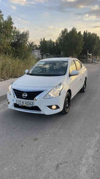 سلام عليكم نيسان سني مصري للبيع موديل 2025 ماشيه 5الاف وقابل للزياده سياره كفاله عامه من طابوكه مو بس من ضربه سياره جاهز من كلشي مدوشمه أرضيات سفاريات بيبان حراري فرشه مال صندوك سياره ربع مذب عليها رقم سلميانيه وبسمي سياره  مكاني بغداد اليرموك رقمي ***********
