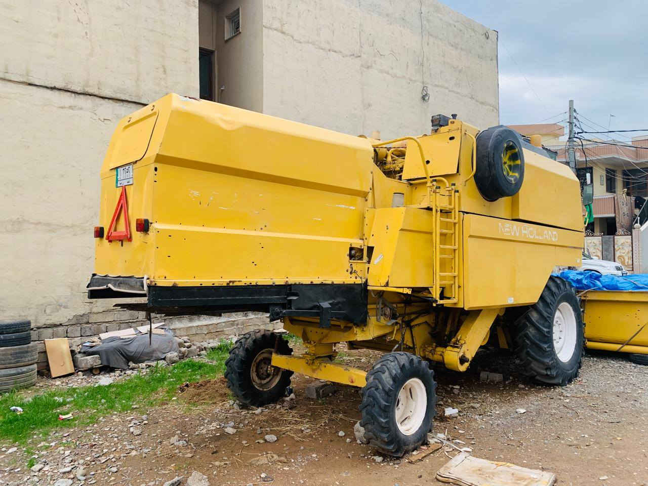 للبيع حاصودة نيو هولند موديل 1997 قايش مجموعة امامي كلاس محرك معمر كامل رايمر كير اكسن شرط  اطارات أمامية جديدة شرط احلى من صورةرقم نجف بسمي تحويل شرط السعر 35  مليون بي مجال  المكان ناحية ربيعه ***********كورك   *********** زين
