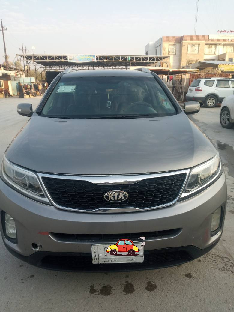 السلام عليكم ورحمه الله وبركاته ،سورنتو وارد امريكي 2014 محرك أربعة سلندر  gdl قبل شهر شديته مال حاوية بعدة جديد ضربته خلفية مو قوية حسب السونار مبدل قبق الجنطة وبيهة دحجة خفيفه باجاملغ لايمن الامامي مصلح عالبارد تبريد شغال تبريد قطعتين سبعه راكب  رقم بغداد الماني مشروع وطني بسمي بيع فقط بدون مراوس هذا رقمي *********** مكاني ديوانيه سعرهة 137 وبيه مجال ،اني مكلف بالنشر راعيه دكتور
