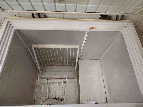 ثلاجة عدد 2
مجمدة
 مستعملات 
شغالات

التواصل على الرقم  ***********
العنوان بابل حي الصحة
