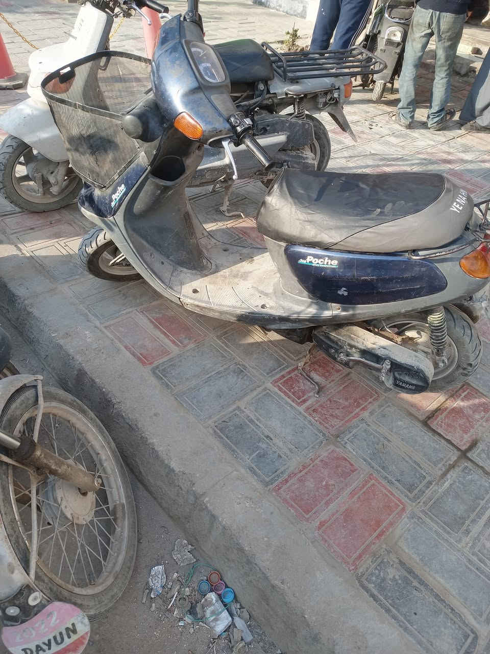 ٢٥٠ الف خلف مول الحارث ***********
