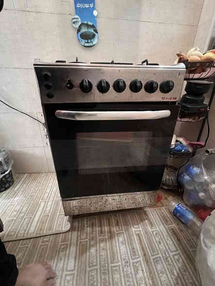 السلام عليكمً طباخ للبيع نظيف مستعمل نوعيه المصري مكان بغداد  حي العدل السعر 90 الف بي مجال للاستفسار ع خاص او ع رقم ***********
