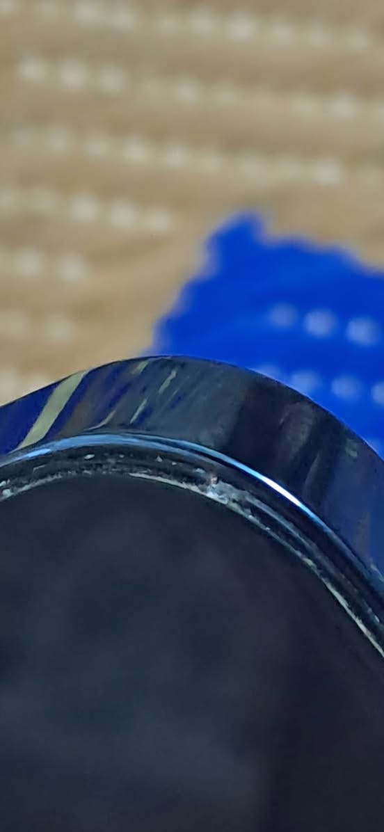 سلام عليكم جهاز آيفون 12 برو ماكس جهاز أخو الجديد لا مصلح ولا مبدل بي شي ابد حته شخط ما بي كلشي شغال فيس إيدي كامرت سماعات البطاريه 79 ما يصرف  ذاكرت ٢٥٦فقط بي هاي طخه جدا جدا بسيطه اسفل الشاشه مكاني مدينه واتساب ***********
