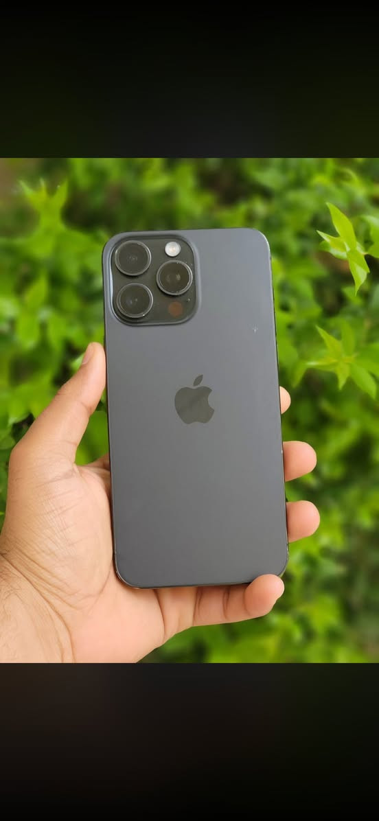 للبيع ايفون 15برو ماكس دبل شريحه (256)ipone15pro Max
 ذاكره ٢٥٦
بطاريه 85
اللون اسود طافي 
 شرق اوسط 
نموذج M 
جهاز مبدل شاشه اصليه مال تفصيخ 3 خيارات 
نظافة 100‎%‎
 السعر 950 وبي مجال بسيط 
***********
***********
ملاحضه الجهاز للبيع او مراوس ايفون 16 برو ماكس فقط
