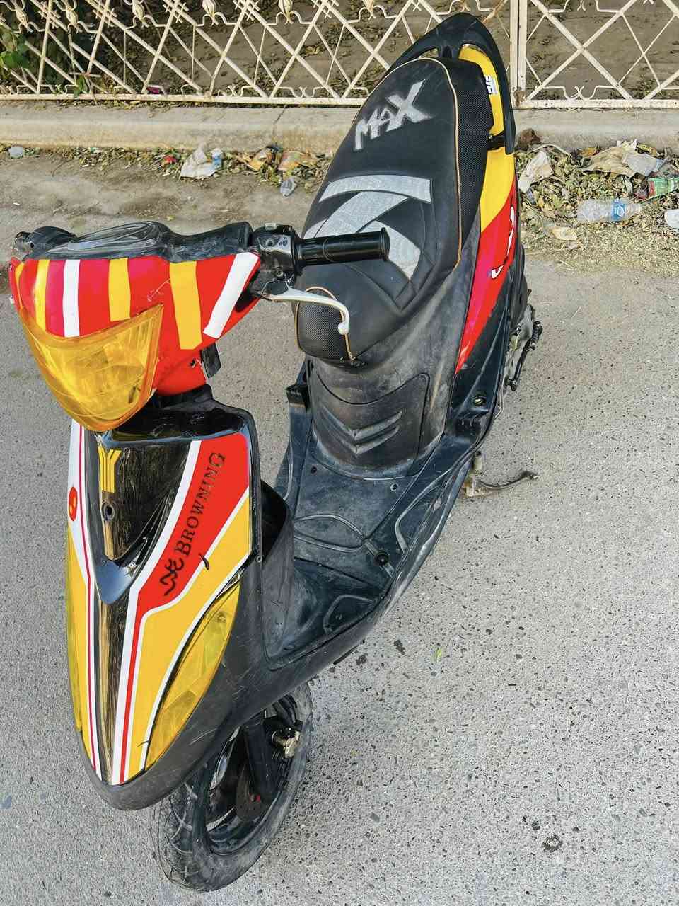 عندي ماكس عدله نضيفه كفرات موشمه مكينه ناعمه نكره سلف شلعه ومعدل كهربائياتهه كله شغاله اوراق كامله المكان الغزاليه السعر 425 الشراي يخابر وهذه رقمي ***********
