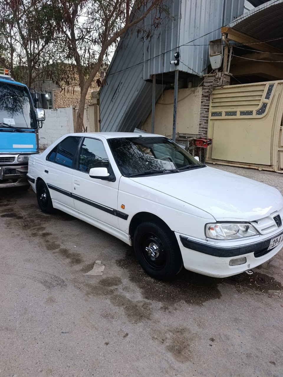 سلام عليكم بيجو بارص 2012 بيه اربع قطع صبغ بدون دواخل كير مكينه خير من الله تبريد ثلج سعر 42اوبيه مجال مكان نجف الاشرف حي صحه رقم الهاتف ***********
