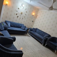 كنبة • مستعمل • نظيف