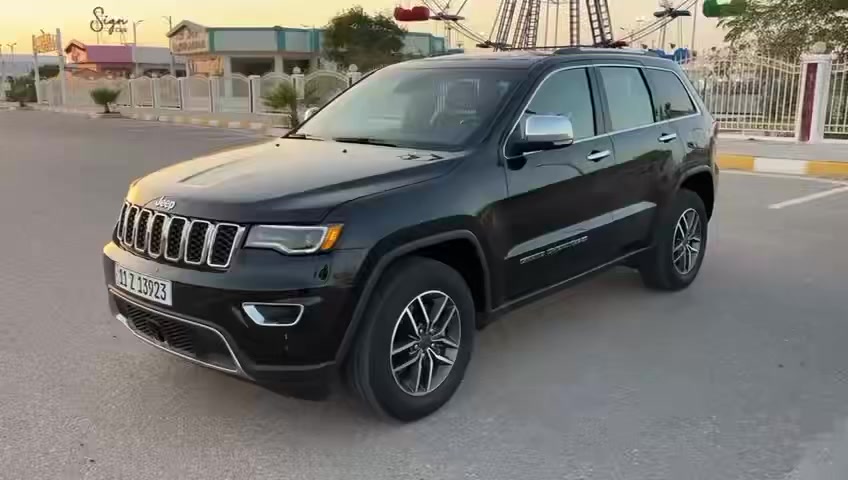السلام عليكم للبيع
2022 jeep grand Cherokee limited 
2022 جيب جراند شيروكي لمتد

محرك 3,600 V6

المواصفات وكل المعلومات عن السيارة مذكورة بالفيديو 

صورة السونار من ضمن الصور 

السعر المطلوب 27,500 $ 
 
اي استفسار الاتصال على ***********
