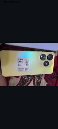مبدلات شاشة • نوعية زينة • ذاكرات ٦٤ و١٢٨