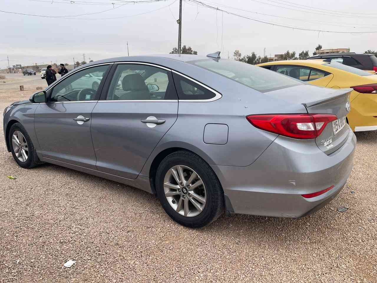 السلام عليكم سوناتا ٢٠١٧ السياره بحالة الوكاله ماشيه 100الف وقابل للزياده السياره بدون قطره صبغ فقط بيها تعديل بارد ب جاملغ الخلفي سونارها مرفق مع المنشور تحويل ثاني يوم العنوان الرمادي 📍 السعر ١٢٨ وبيها مجال للاستفسار : ***********
