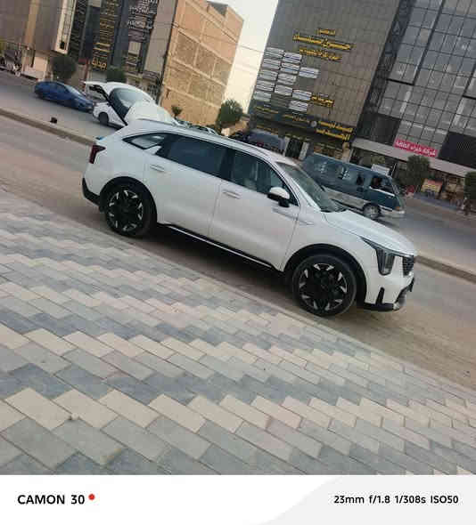 سورنتو موديل 2024 سته سلندر فول مواصفات ماعدى البانوراما ويل ٢٠ داتو شوب ماشيه50 الف السياره باسمي تحويل ثاني يوم,,,, ***********,,,,***********
