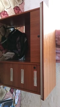 ميز دراسة • كرسي طعام • ديوانية