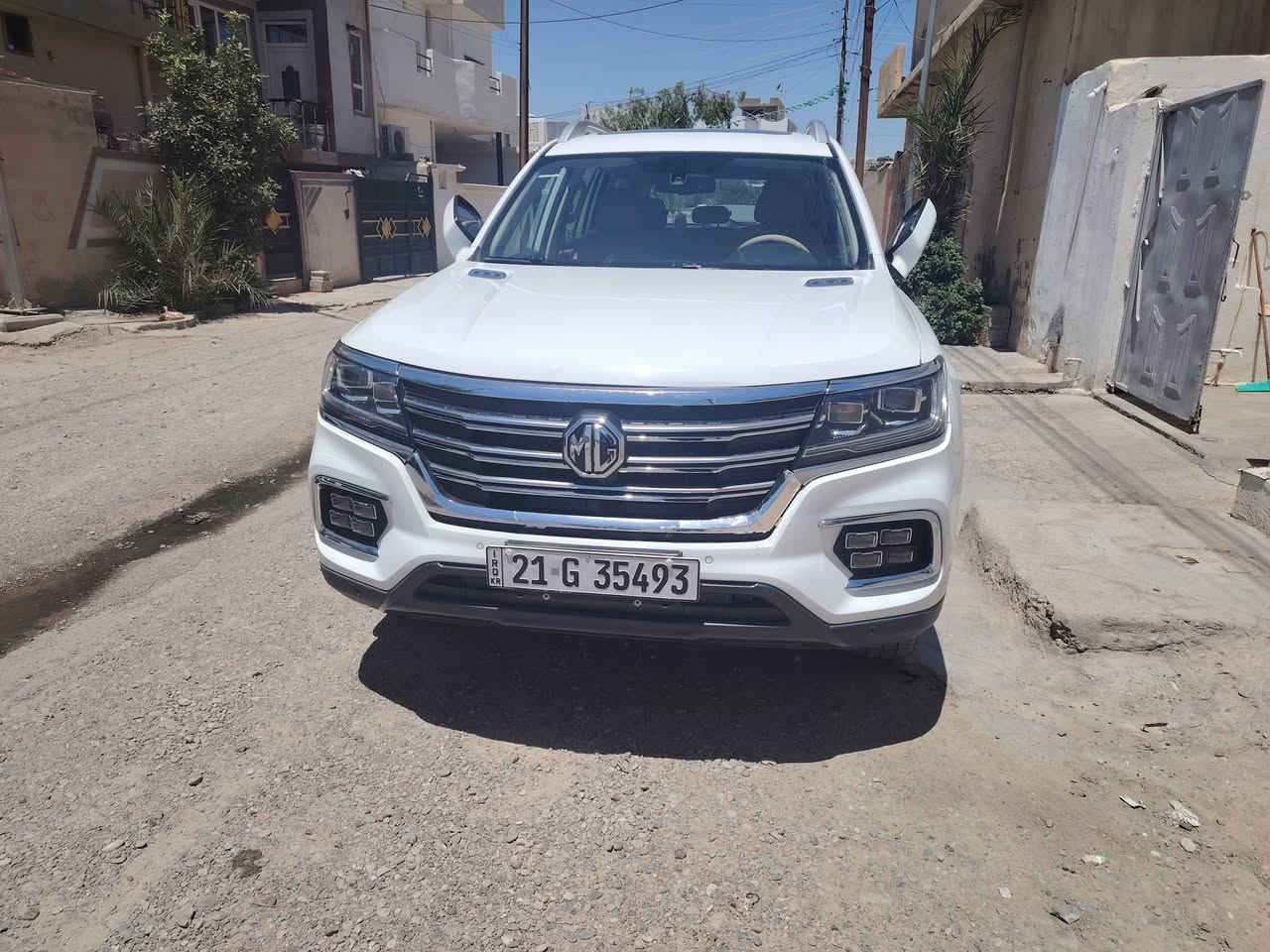MG RX 8 2022 
فوول مواسەفات 
کوشین جلد
پانۆراما
کوشن هیتەر ئاوێنە شەفەت بەسمە 
مەکینە ٢٠ تۆڕبۆ مەکینە گەورە
قەپات مواسەفات
سەیارەکە یەک جێ تەعدیلی هەیە 
٣ ڕیز کوشن 
سەیارەکە سفری شەریکەیە
چه ند جيك كارتي هه ية
وكه ميك عه تري بيشه وي شكاوه
باقی هەموو شت بەشەرت بێ ژۆری بێ ئێرباگ نوقتە بەشەرت
گێڕ مەکینە بەشەرت
سعري 185 
 وەرەقە مەجەلەکی کەمی تێدایە
***********
***********
