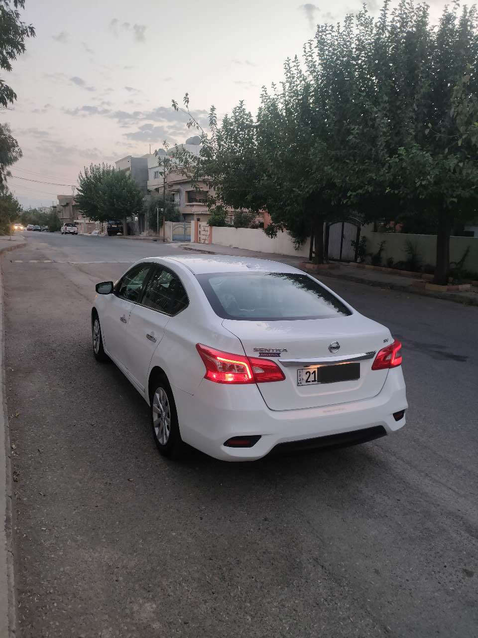 سەرەتا بە ناوی خودا
نیسان سێنترا ٢٠١٦ ئەمەریکی مەکینە ١٨ مەرغوب مواسەفات SV
گێڕ و مەکینەی نەکراوەتەوە و بەشەرت
تەبرید و گەرمی بە شەرت
رەقەم و سەنەوی تا ٢٠٢٨ و بە ناوی خۆمەوەیە
(Normal, Eco, Sport) سێ مۆدی لێخورین
بەسمەی دەرگا و سویچ
شاشە و کامێرا شەریکە
 بۆیاخ ئەستورە و سۆنەری دانراوە ناوی نەگرتوە و قرچیشی نیە 
١١٠ گەڵاو مەعامەلەیەکی زۆر کەم السليمانية, العراق


**إذا كنت صاحب هذا الإعلان وتريد حذفه لأي سبب، رجاءا أرسل رسالة إلى الدعم الفني**