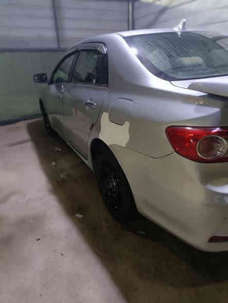 سلام عليكم كورله موديل2013 سياره  حادث صورت سونار موجود نضيفه وما ناقصه شي سياره كير ومحرك وحداديه كله كامل ما ناقصه شي محرك لا تبخير ولا تنقيص سياره  رقم ديالى بسمي تحويل ثاني مكاني بغداد سعر 123 وبيه مجال تصال***********
