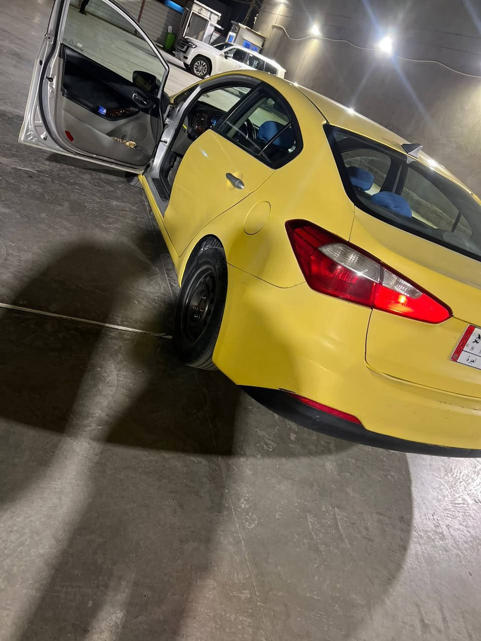 السلام عليكم فورتي موديل 2016 وارد امريكي حادثها فقط قبغ الجنطه مواصل لا حوض ولا شاصي
السياره ليبل واحد كلشي ممبدل بيها 
مكينه 1800 دوش 
السياره خير من الله 
مصفره هيئة
مصفره غرامات فقط سنويتها صاقطه
السعر 103 وبيها مجال 
مكاني بغداد التاجي ابو عضام
***********
