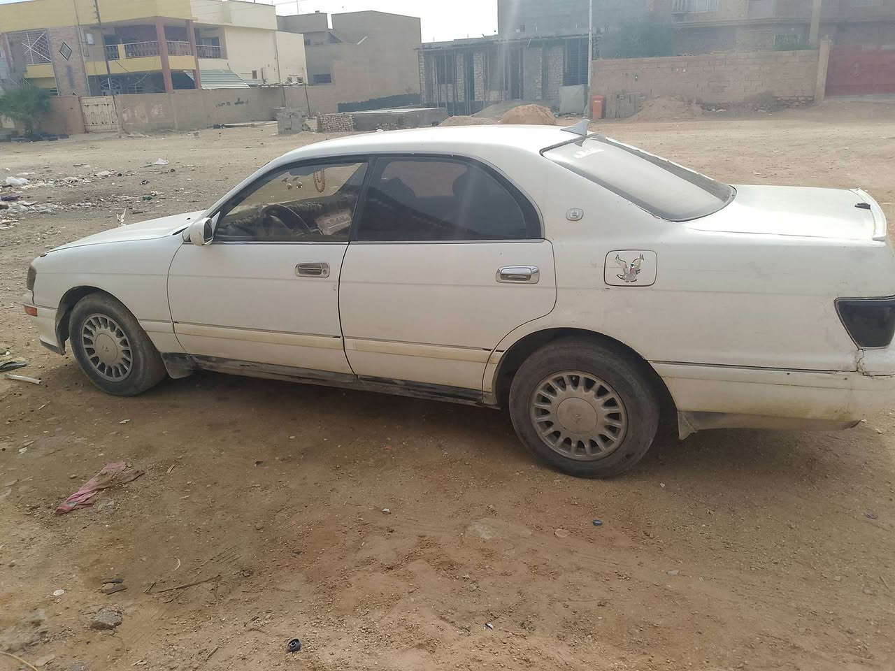 بطه للبيع حديده كير شرط ومحرك بيه تبخير السعر 12وبيها مجال ***********
