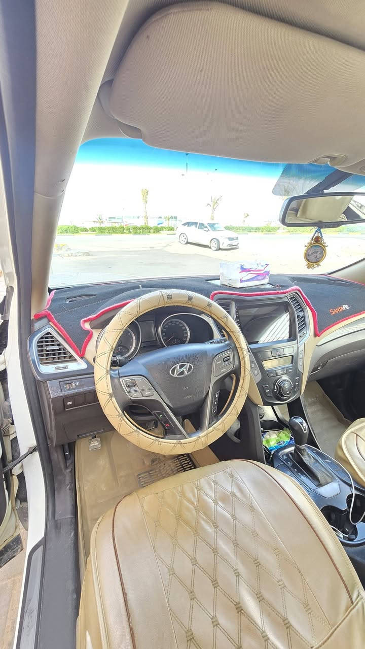 سيارة سنتافي 2014  خليجي
محرك 4 سلندر ، رقم بصرة كفالة

7راكب، مقاعد جلد

3قطع تبريد

سنوية 2029

ماشية 136673Km 

السعر 160$

للأستفسار الاتصال ***********
