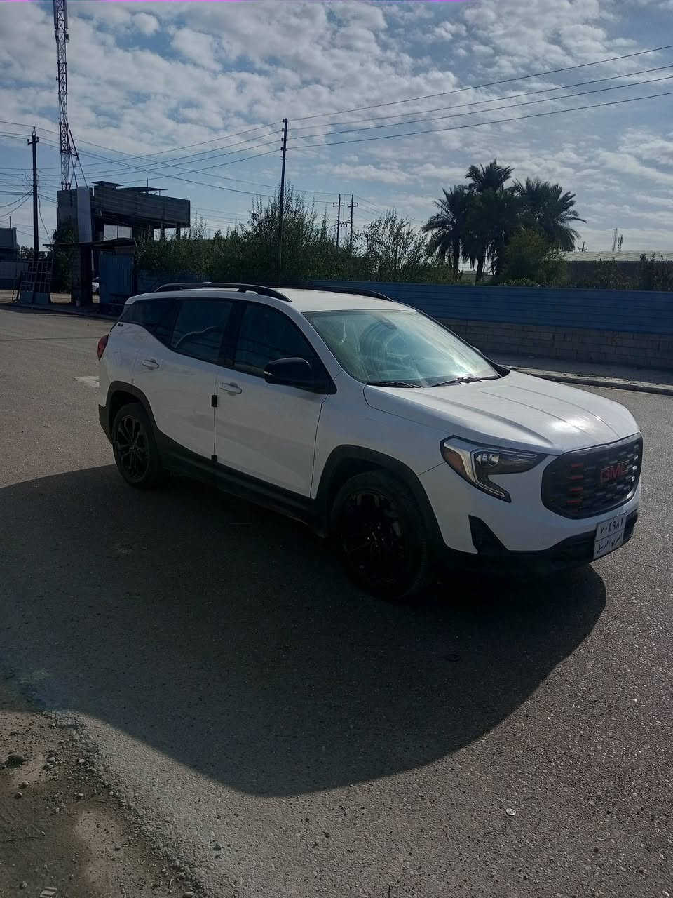 السلام عليكم. للبيع GMC تيران ٢٠٢٠فئه SLE.  مكينه ١٥٠٠ تيربو. بإسمي اربيل تحويل مباشر السعر ١٦٠موبايل *********** يوجد واتساب
