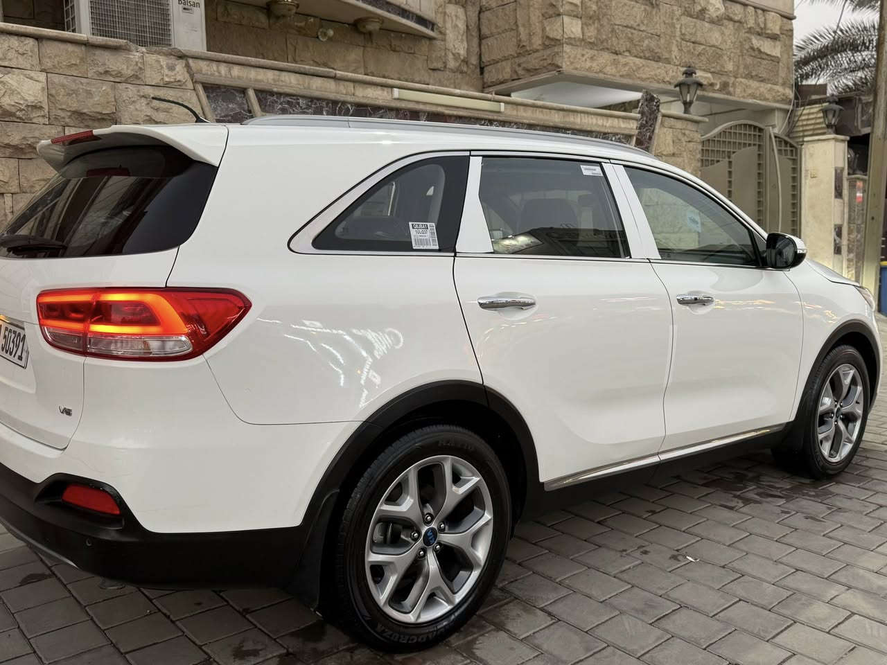 السلام عليكم
كيا سورنتو 2017

السياره فول ١/١ وبوضع الزيرو جديده لوك عل وضع الشركه برغي ممفتوح بيهه ماشيه53 الف عل فحص السياره جديده لوك المواصفات فول ١/١

بصمه 

بنرامه 

كشنات جلد اصلي 

كشن كهرباء 

محرك 6 سلندر 3500 

فول تحكم استيرن 

كروز سرعه 

مري شفط ترحيب 

دشبول زنون شاشه اعطال 

حساس امامي خلفي اصلي 

نضام اقتصاد 

مخارج تايبسي 

٧ راكب 

لايت ناصي عالي بلوجتر كله زنون اصل 

بكلايت لد 

دواخل صاج ملكي 

السيارة فول الفول والسياره مكفوله من الصبغ كفاله وعل وضع الشركه والعده والسبير والكتلوكات كلهن مامستخدمات 

رقم كربلاء  دولي بسمي 

رقمي***********

مكان السياره بغداد
