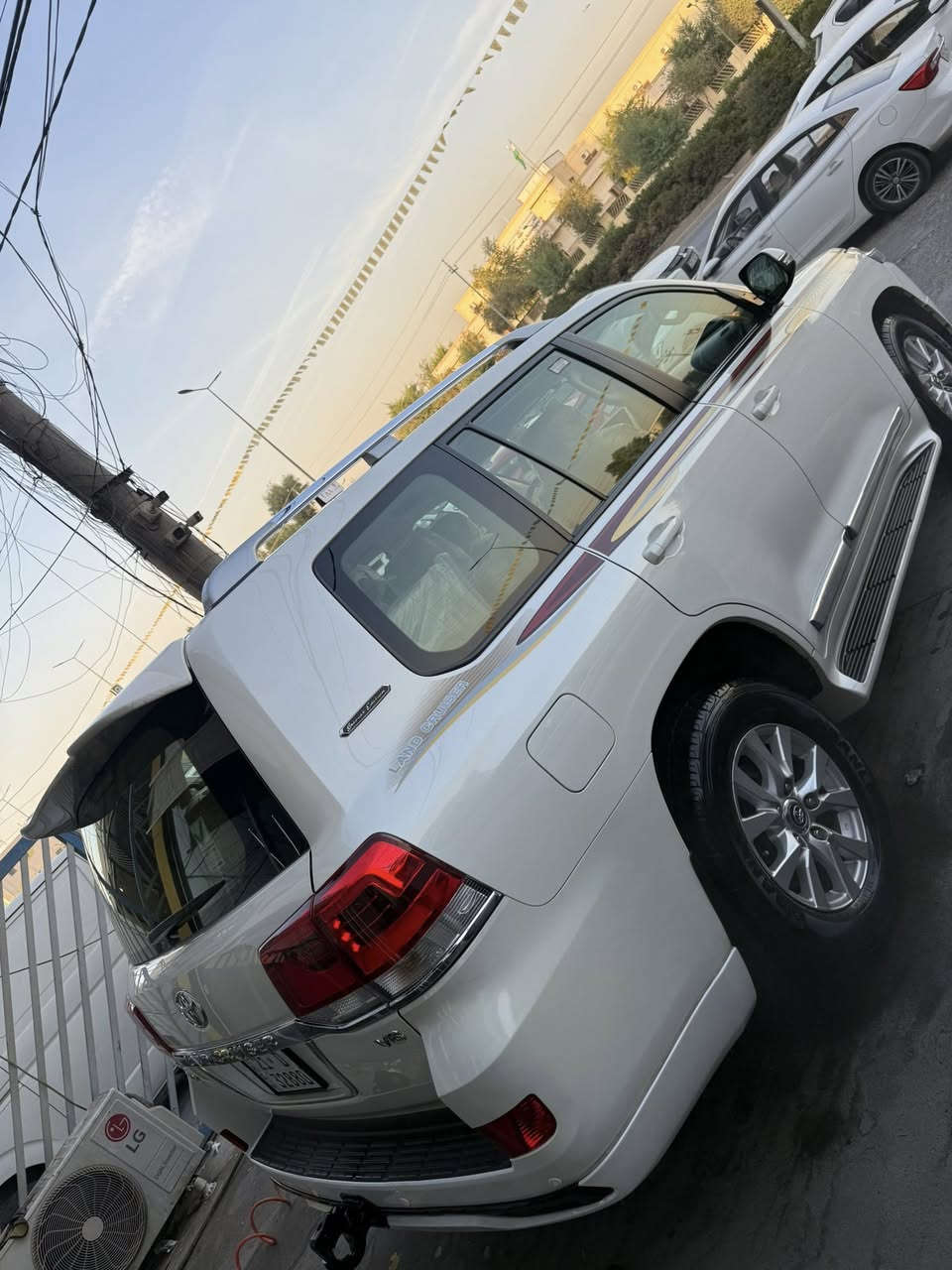 ‏‎السلام عليكم 
بعد التحية والتقدير 

تويوتا لاندكروز  2016  GXR كفاله عامه من الصبغ والشخوط  والتبديل جديدة   رقم سليمانيه هزه وفحص وسنويه كله جديد 

‏‎المواصفات
‏‎سلايد
كراسي جلد  وكهرباء
محرك 6 سلندر.  4000
‏‎شاشة 
بصمه
مري قلاب 
‏‎انارة ترحيب
‏‎دوسات ليزرية كتابة LAND CRUISER
‏‎ثلاجة
‏‎حساس امامي+خلفي
بجم زنون 
‏‎مري شفط +قلاب 
‏‎اشارة بالمري
وباقي المواصفات المعروفه 
ماشيه 97 الف كيلو 

صدر امامي خلفي كير محرك كهربائيات تخم تاير كلة بشرط 

السعر 490 وبيها مجال

مكانها بغداد حي البنوك  

الاستفسار ***********
