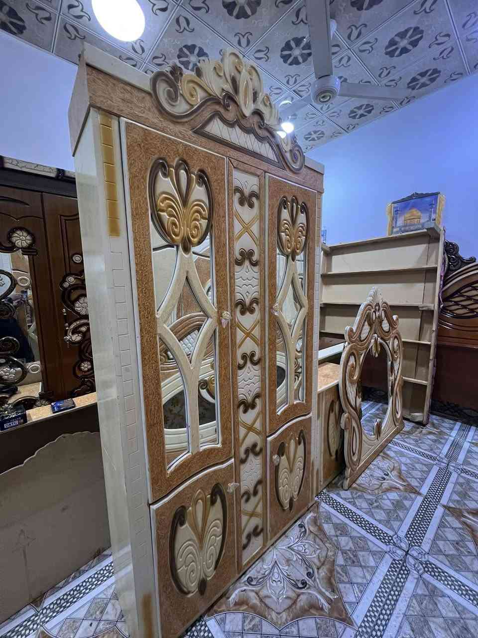 غرفه اخشاب ام السته طابقين جديده باكيت سعر 750 عنوان سوك الشيوخ حي العسكري رقم ***********@إشارة
