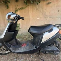 بزون • شاصي مامكسور • قابل تفاوض