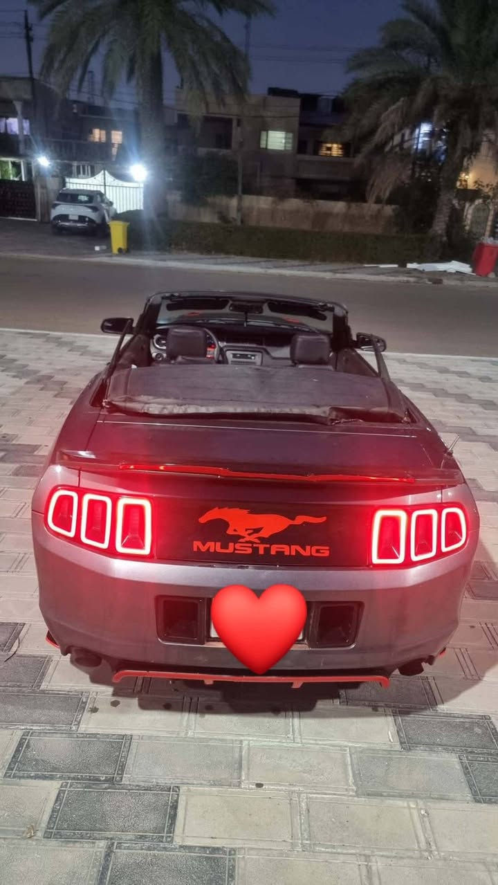 سلام عليكم 
موستنك موديل 2014
محركها 3700
كير اتوماتيك 
رقم بغداد الماني مشروع وطني بسمي 
حادثها بأمريكا كلين
بل عراق صبغ حزام 
كهربائيات شغاله
كشف شغال 
تبريد شغال 
سعرها 93 ورقه 
مكاني بغداد 
‎*********** رقمي
