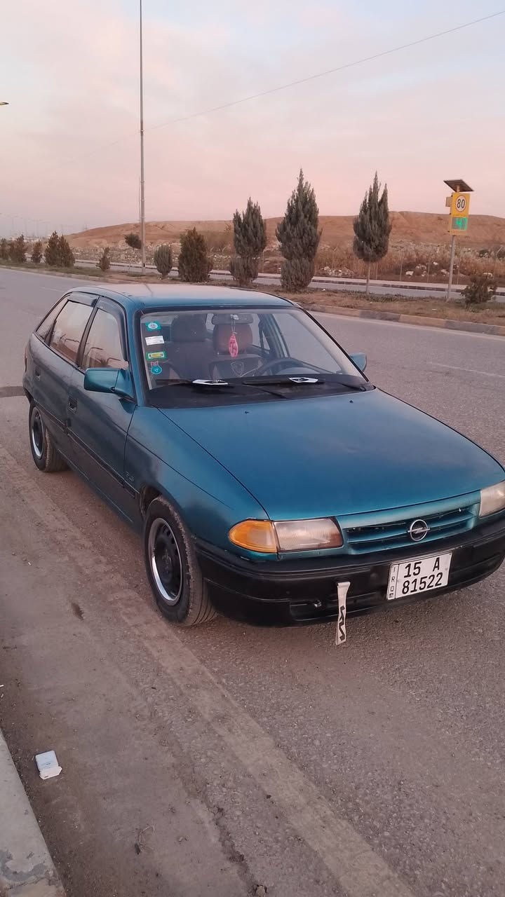 اوبل استرا موديل 1992 كير شرط محرك 16 بي بداية تبخير صبغ جمالية سنوية جديدة 29 صاحبه  الشرعي موجود في الموصل السعر 35 قفل ***********
