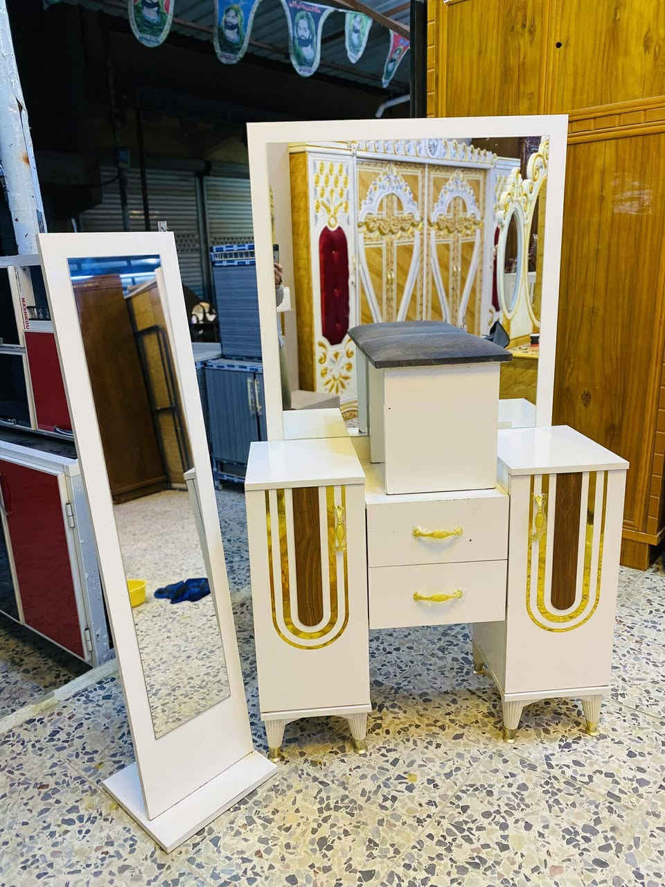 غرفه تركي 10قطع مستعمل اخو الجديد بسعر مناسب 700قفل مع شد نقل دخل بغداد مجاني و المحافظات بكروه حجز خاص


**إذا كنت صاحب هذا الإعلان وتريد حذفه لأي سبب، رجاءا أرسل رسالة إلى الدعم الفني**