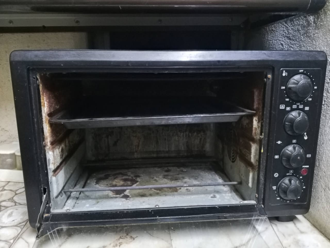 اوفن شغال للبيع مكان حي جهاد بغداد بي زنجار فقط من جوه باقي شغال على فحص سعر 25 لشراي سهله


**إذا كنت صاحب هذا الإعلان وتريد حذفه لأي سبب، رجاءا أرسل رسالة إلى الدعم الفني**