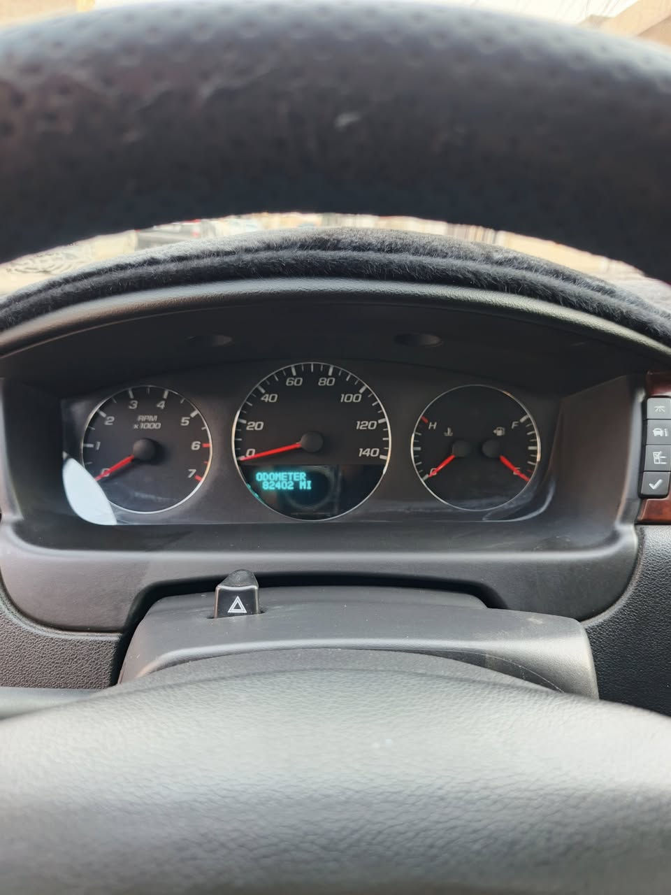 سلام عليكم امبالا LTZ ٢٠١١ ماشيه ٨٢ جاهزه من كلشي سياره جديده كلش فول مواصفات تشغيل عن بعد فتحه صدر كير محرك كفاله محرك ٣٩٠٠ 🚀🚀نقص ماكو انشالله عنوانهه بغداد الدوره السعر ١٣٥ مجال بسيط واحلا من الصور حادثهه جاملغ خلفي وباب صبغ الباقي كفاله *********** تحياتي
