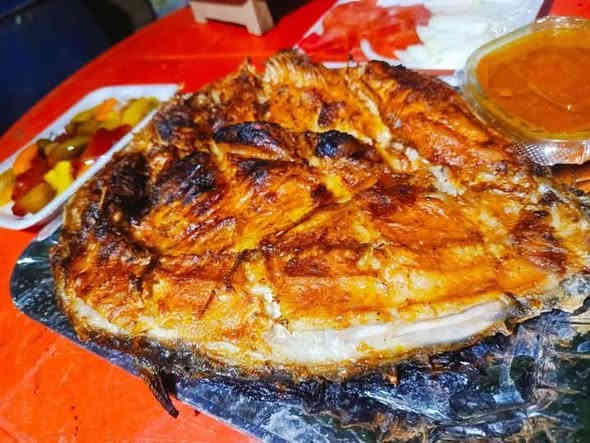 مطعم  ✨دجاج وسمج اهلنة✨

سوالكم عروض تخبل على❤️ السمج و الدجاج الشوي❤️سمج مع تمن احمر وطماطه ول بصل ول ليمون 

ودجاجة عل فحم طعم يجنن مع التمن والمقبلات 

بأسعار رمزية 😻😻اتصل ***********
