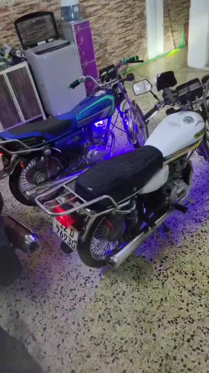 السلام عليكم  حبايب الحلالت للبيع تفاصبل خاص او تصال ***********
